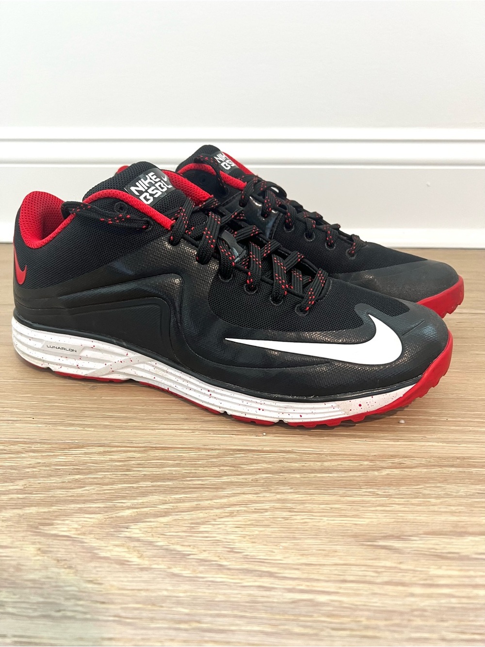 Nike Mens Sz 11 Black Lunarlon MVP  Spikeless Pregame Baseball Shoes 684690-060